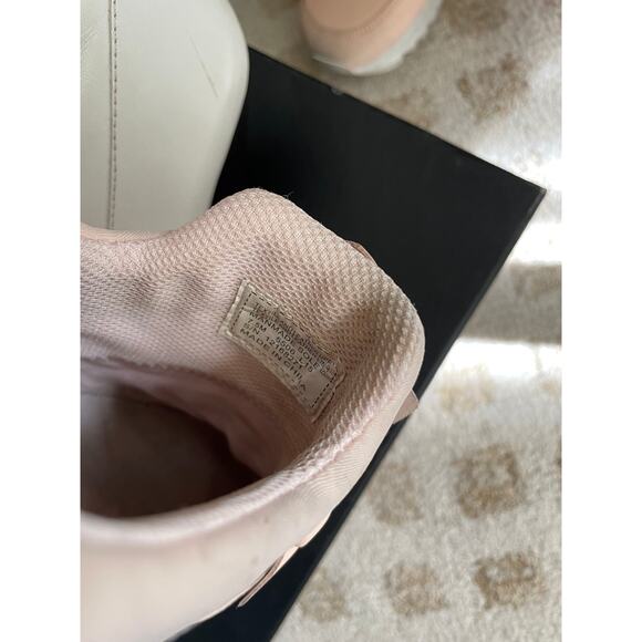 Tory Burch Flower Sneakers - Picture 5 of 8